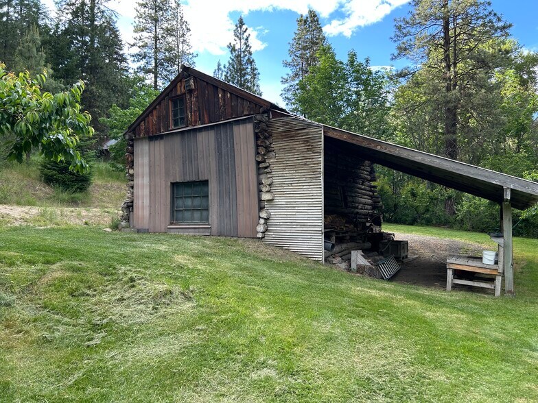 Building Photo - 8891 Derby Canyon Rd