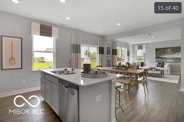 Building Photo - 1149 Sunderland Dr