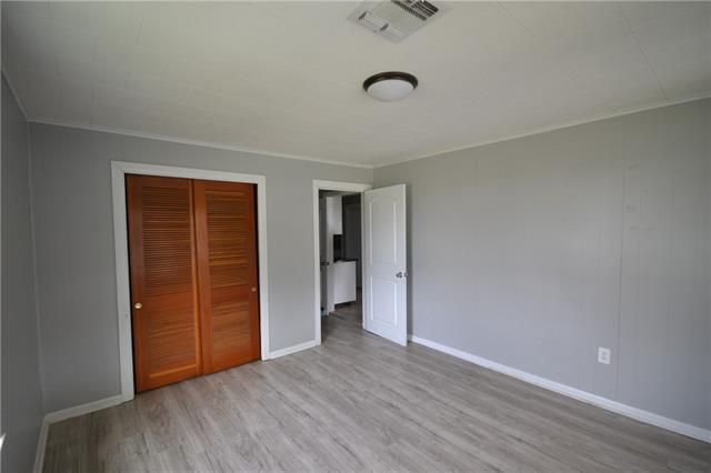 Building Photo - 118 Easy St