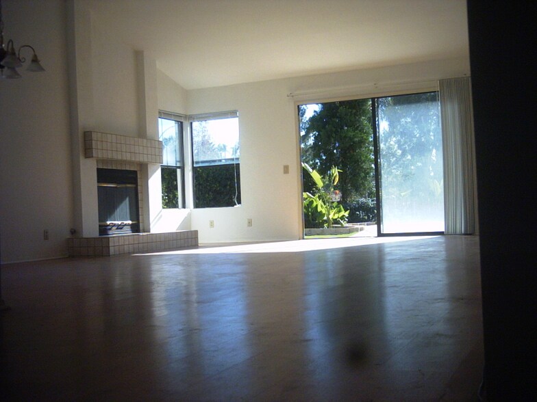 Building Photo - 2696 Magellan Ln