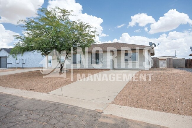 Building Photo - 10077 S Tampico Ln