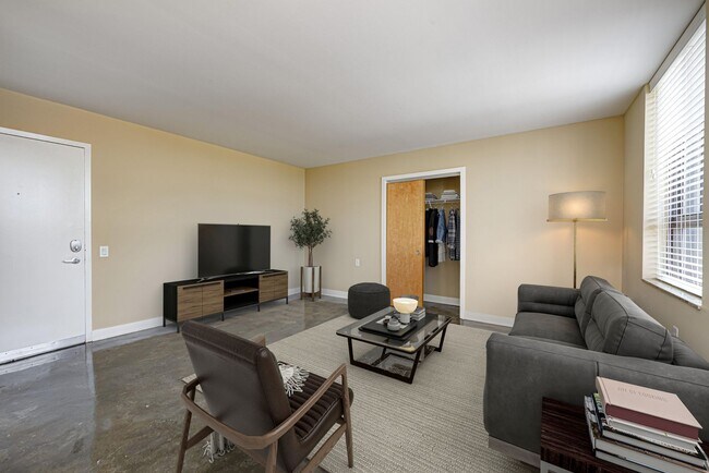 Interior Photo - The Deming