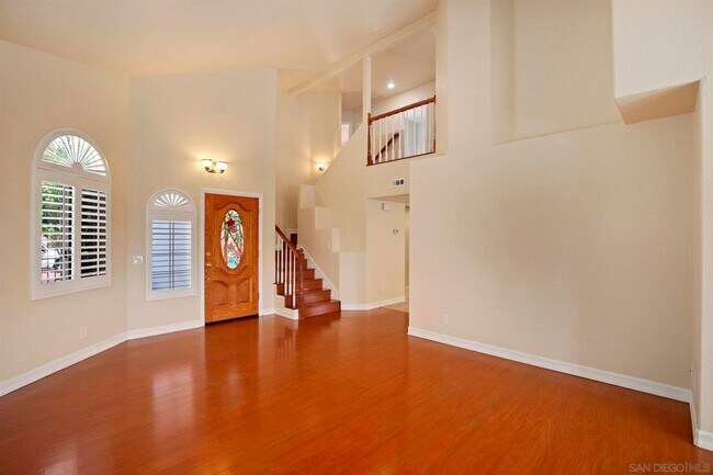 Building Photo - 4 Bed/2.5 Bath Home in Poway. Open Floor P...