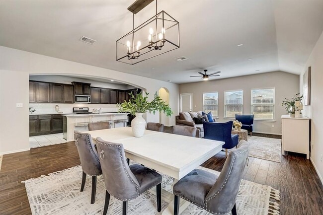 Building Photo - 212 Durata Dr