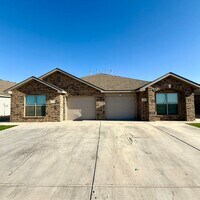 Building Photo - 2145 Kokomo Ave