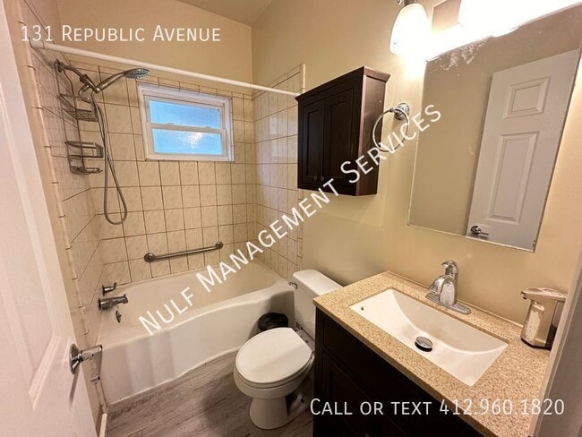 Building Photo - 131 Republic Ave