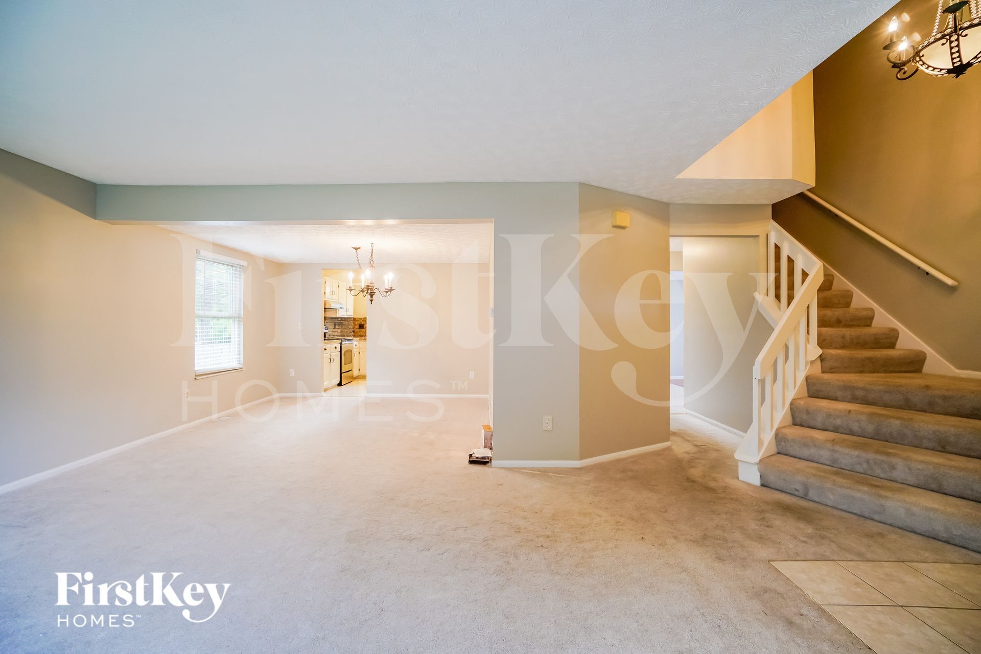 Building Photo - 5586 Edie Dr