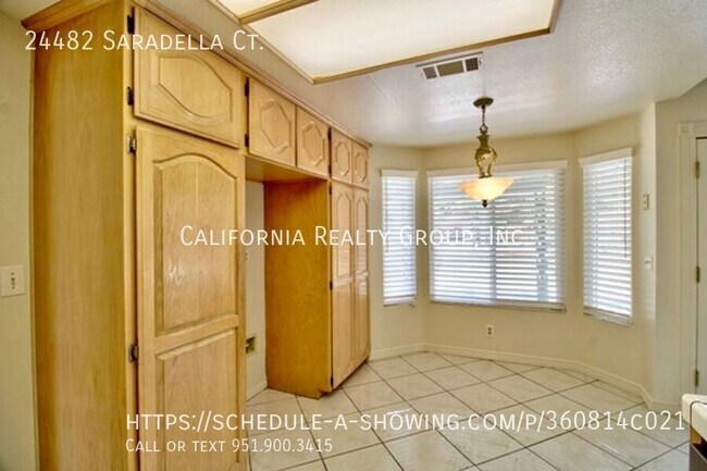 Building Photo - 24482 Saradella Ct