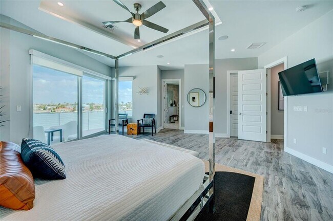 Building Photo - 10209 Gulf Blvd