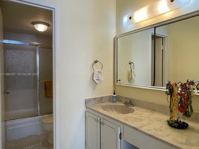 Building Photo - 3180 S Ocean Dr