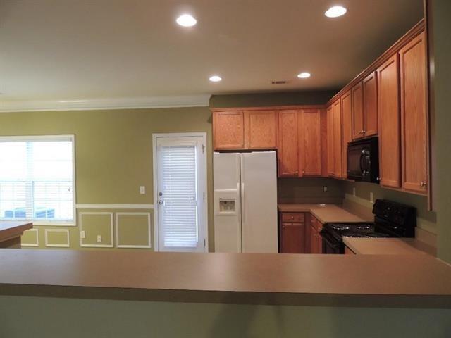 Building Photo - 3196 Cedar Glade Ln NE