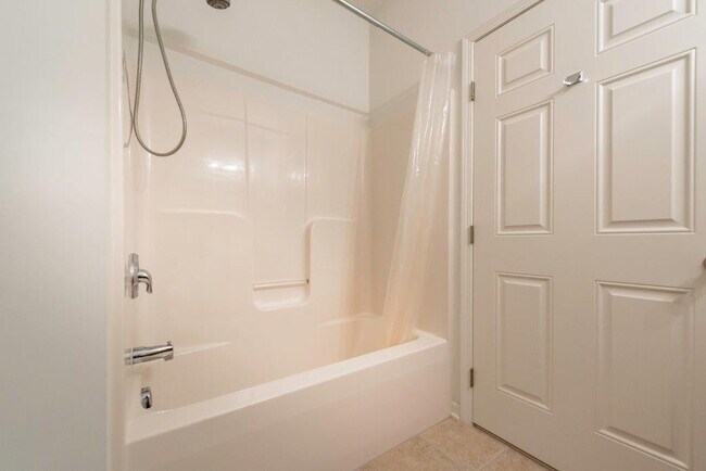 Building Photo - 854 W Summerfield Gln Cir