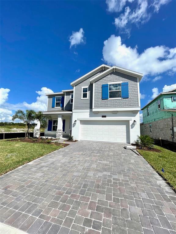 Building Photo - 6231 Lakepine St