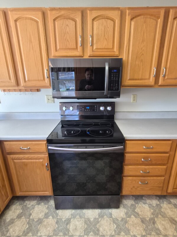 Building Photo - 3119 2nd Ave SW