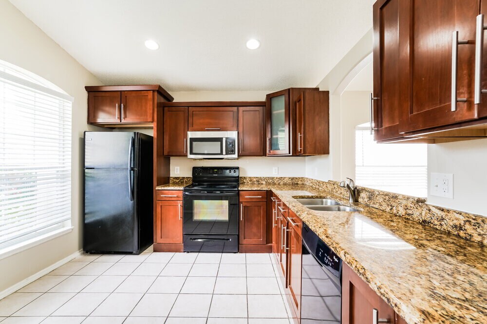 Building Photo - 1227 Heather Lake Dr