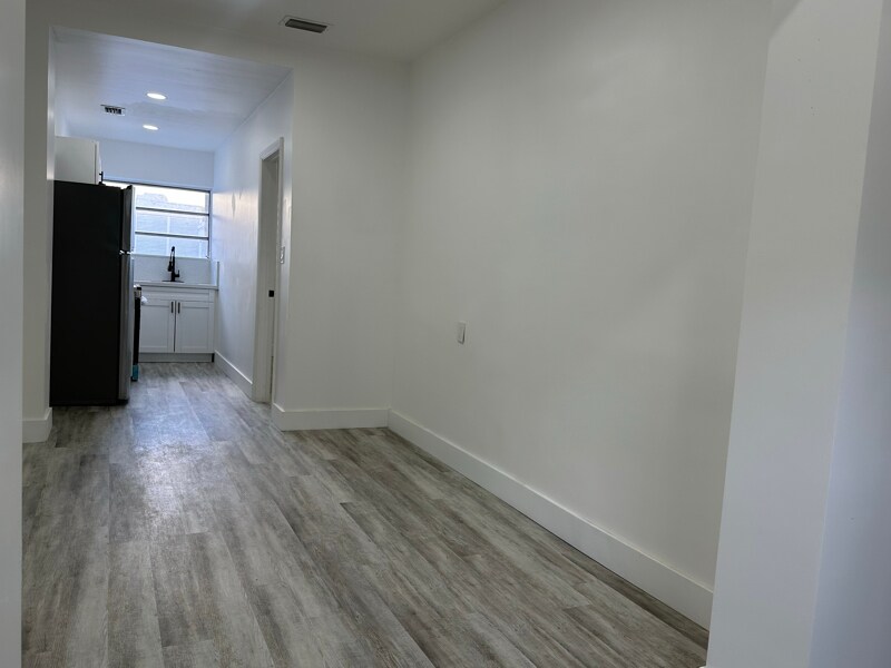 Building Photo - 901 NW 46th St