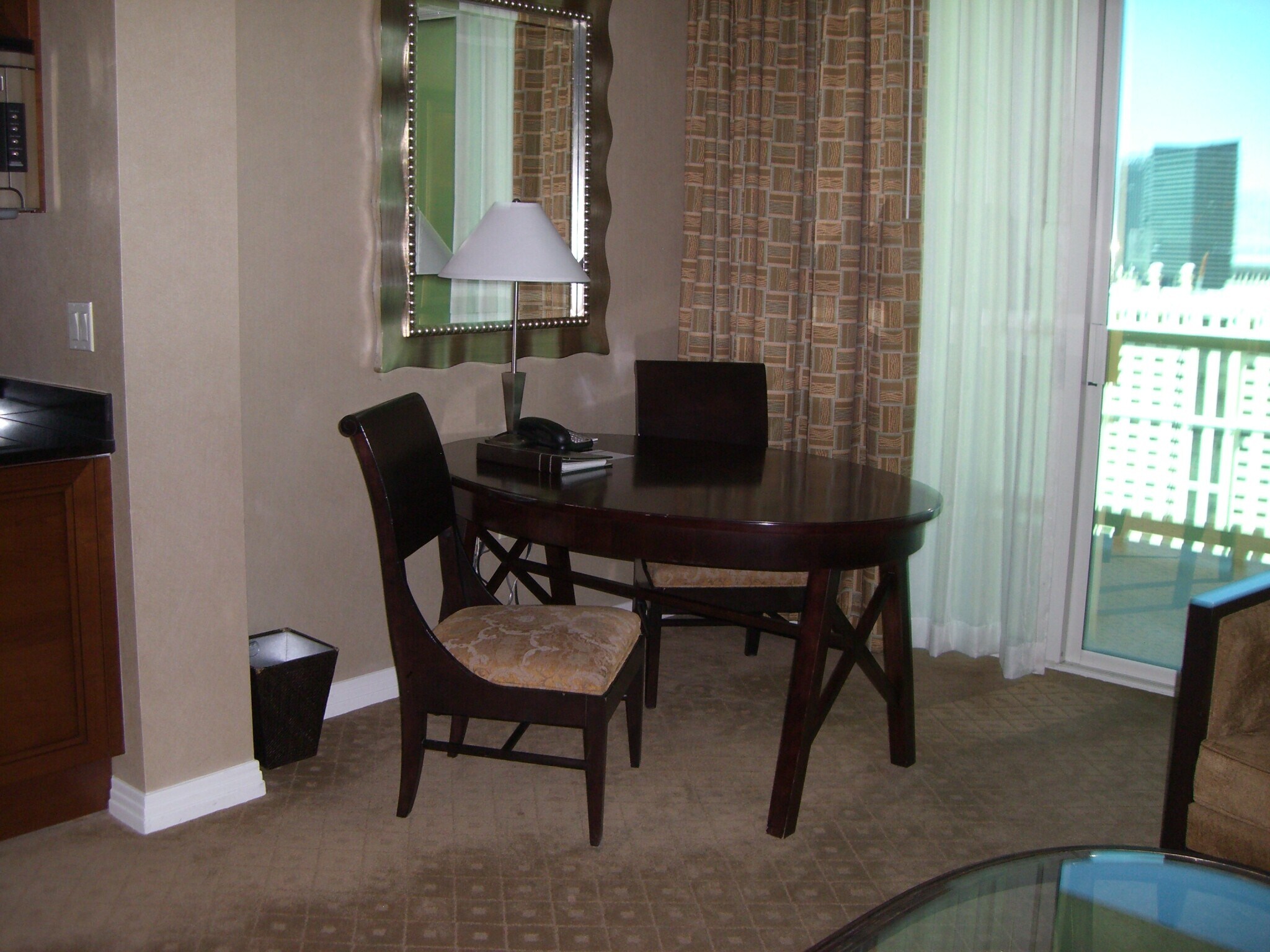 Desk/Table - 145 Harmon E Ave