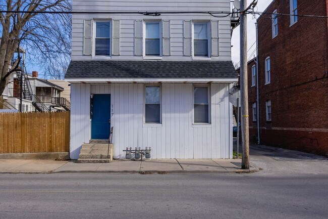 Building Photo - 117 S Belvidere Ave