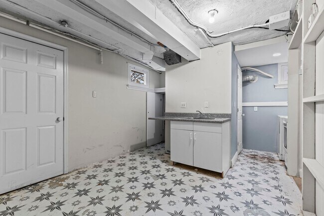 Building Photo - Charming 3-Bedroom Home in Silver Spring