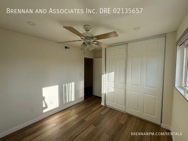 Building Photo - 450 Woodlawn Ave