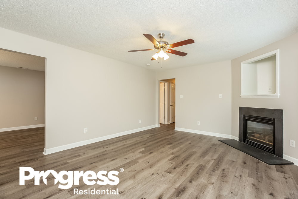 Building Photo - 5640 Tealbrook Dr