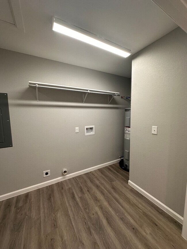 Building Photo - 3 Bed 2 Bath New Construction Home