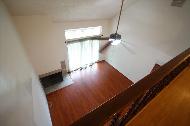 Building Photo - 8531 Sands Point Dr