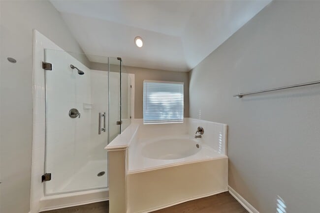 Building Photo - 16519 Cypress Thicket Dr