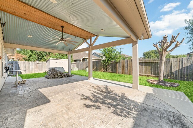 Building Photo - 20526 Pink Granite Valley