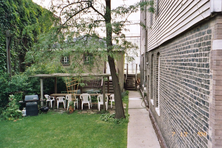 yard and house - 1507 Elston N Ave
