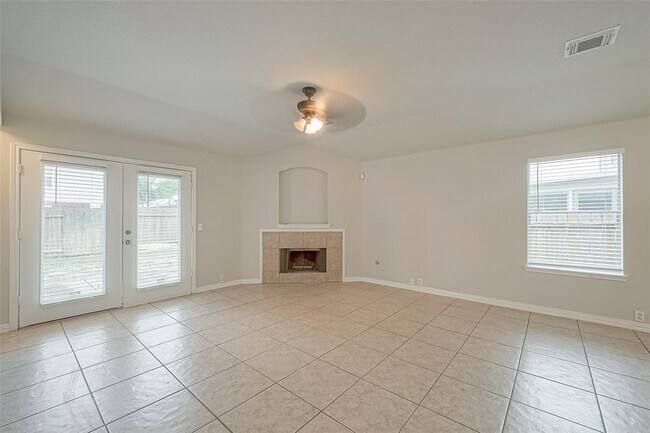 Building Photo - 17435 Turquoise Stream Dr