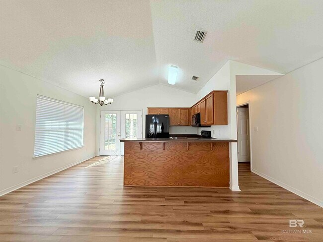 Building Photo - 7343 Franklin Square Ct