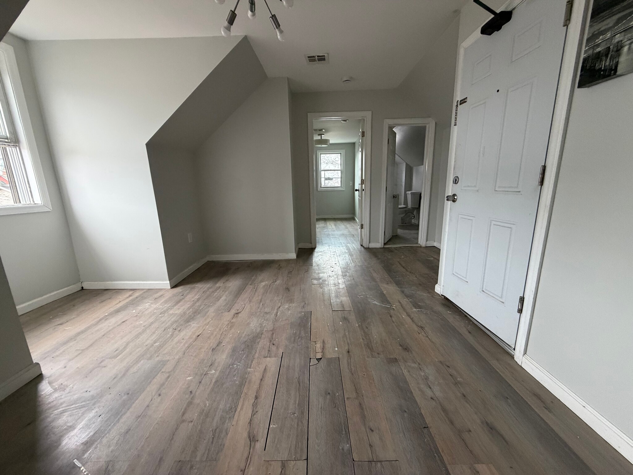 Building Photo - 223 Cator Ave