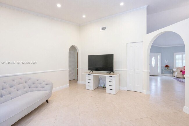 Building Photo - 11291 SW 62nd Terrace