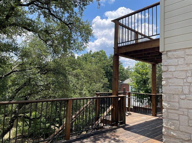 Building Photo - 9005 Scottish Pastures Dr