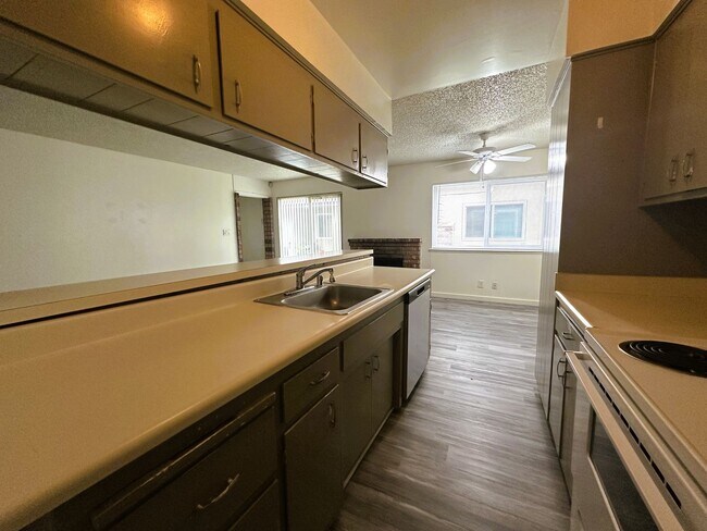 Building Photo - 2909 Norcade Cir