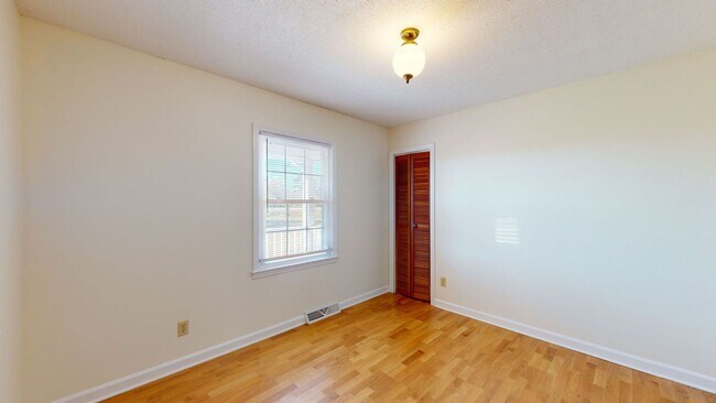 Building Photo - 4015 Freedom Way
