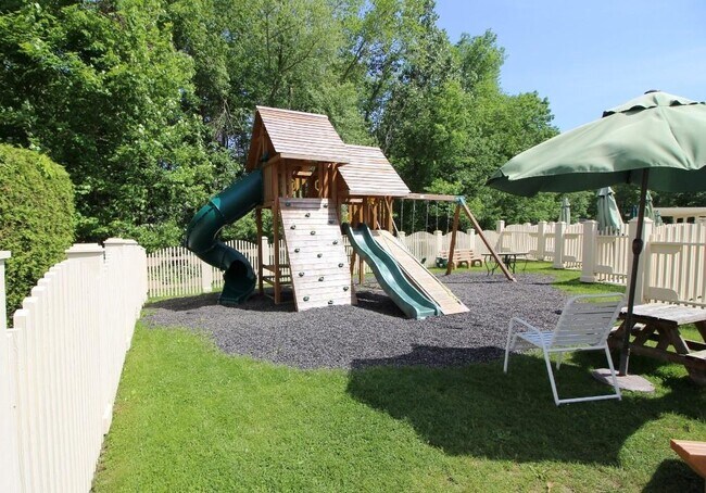 Building Photo - 3303 Morgan Dr