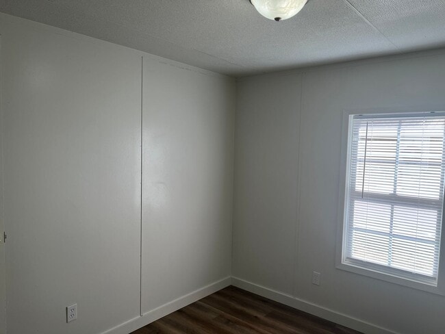 Building Photo - 3405 Cesar Chavez Dr
