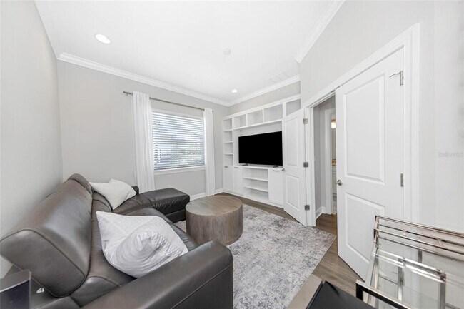 Building Photo - 4022 Rocky Shores Dr