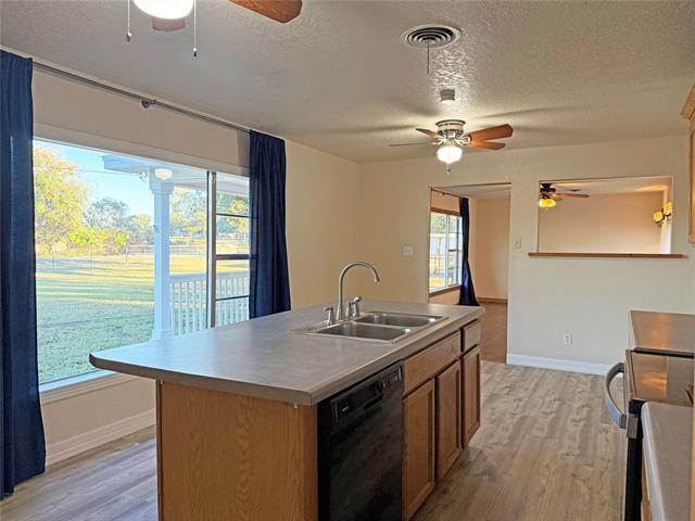 Building Photo - 1017 County Rd 914A