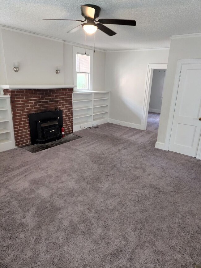 Building Photo - 3634 Kentucky Ave