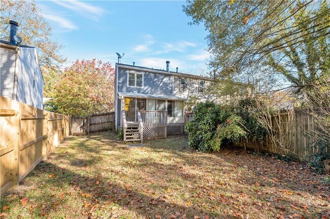 Building Photo - 3517 Kennesaw Station Dr