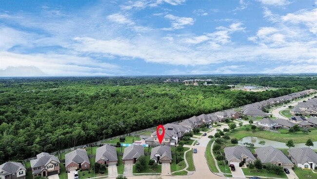 Building Photo - 3302 Regal Park Ln