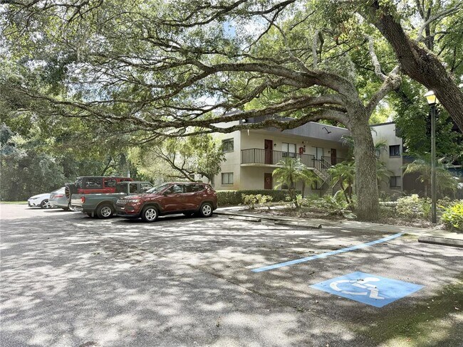 Building Photo - 11723 Raintree Village Blvd