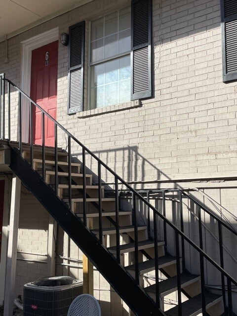 Building Photo - 4310 Mt Vernon St