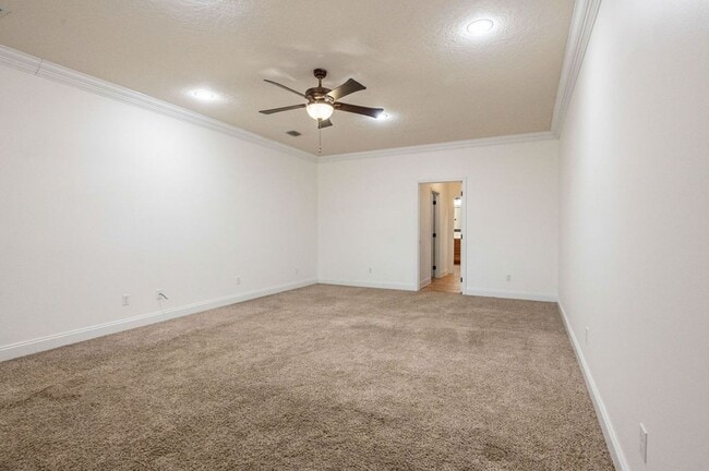 Building Photo - Sprawling 4-BR Niceville Rental with Gourmet Kitchen & 2-Car Garage!