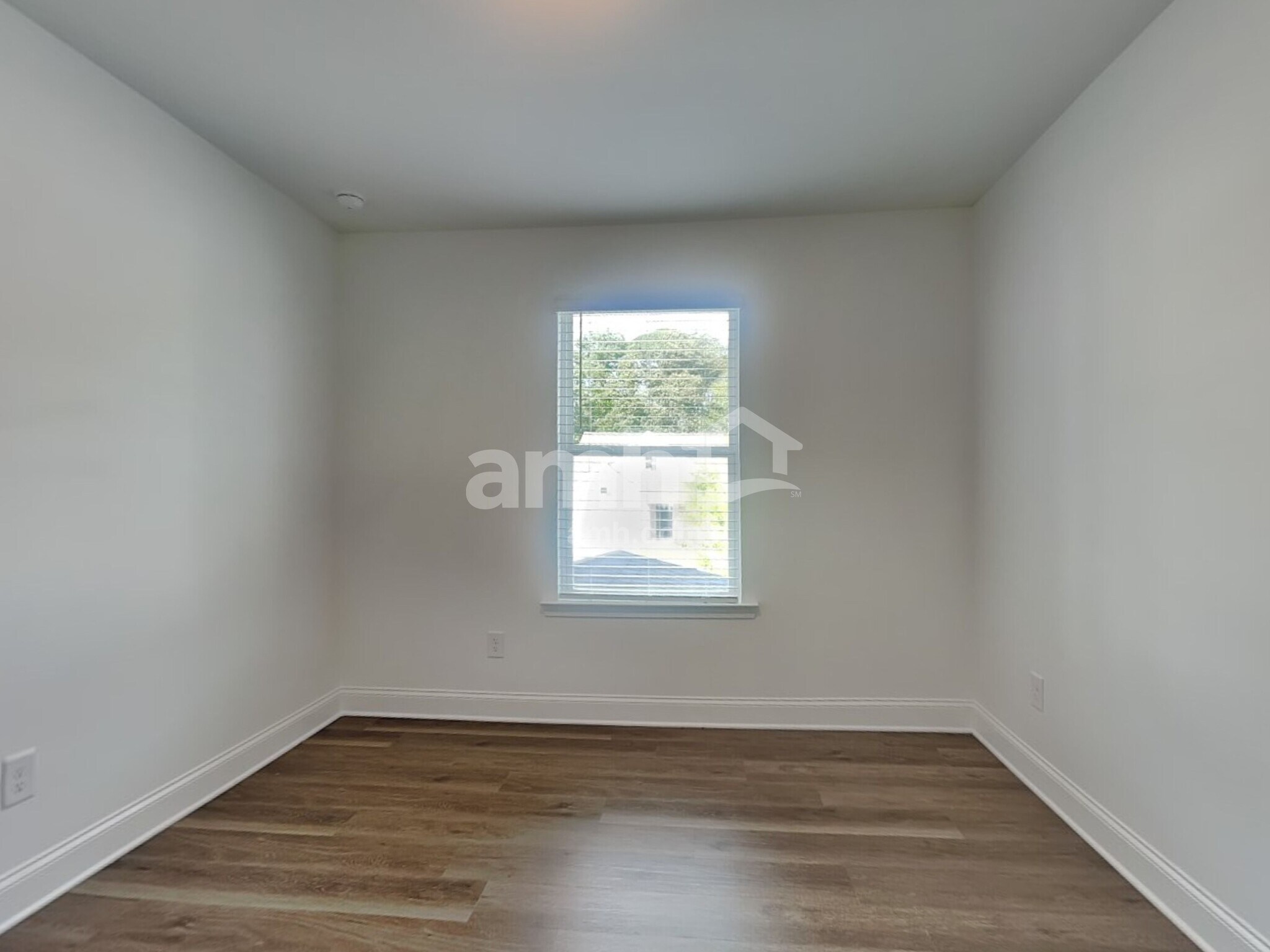 Building Photo - 1654 Soapstone Rd