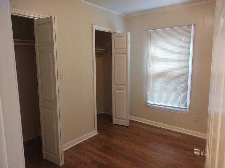 Third bedroom, two separate closets - 116 Houseworth St