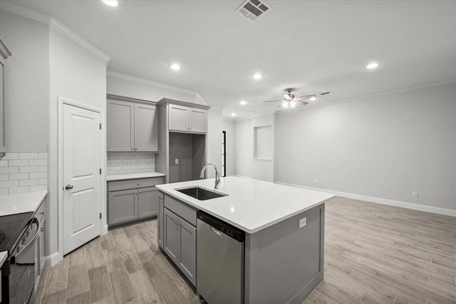 Building Photo - 2355 Park Springs Blvd